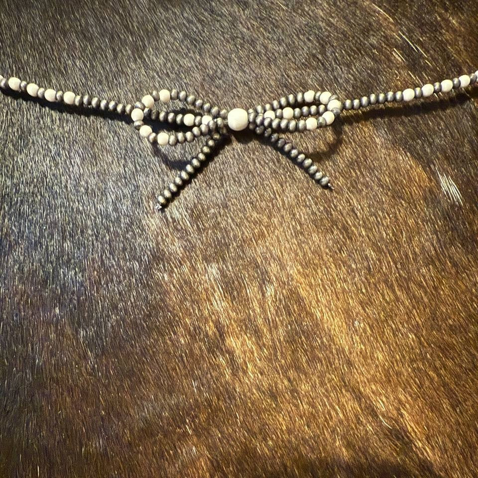 Necklace - Beaded Bow Choker Necklace