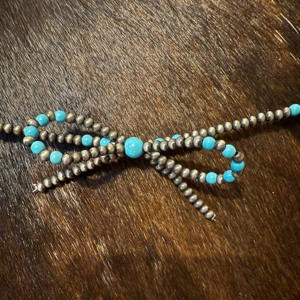 Necklace - Beaded Bow Choker Necklace