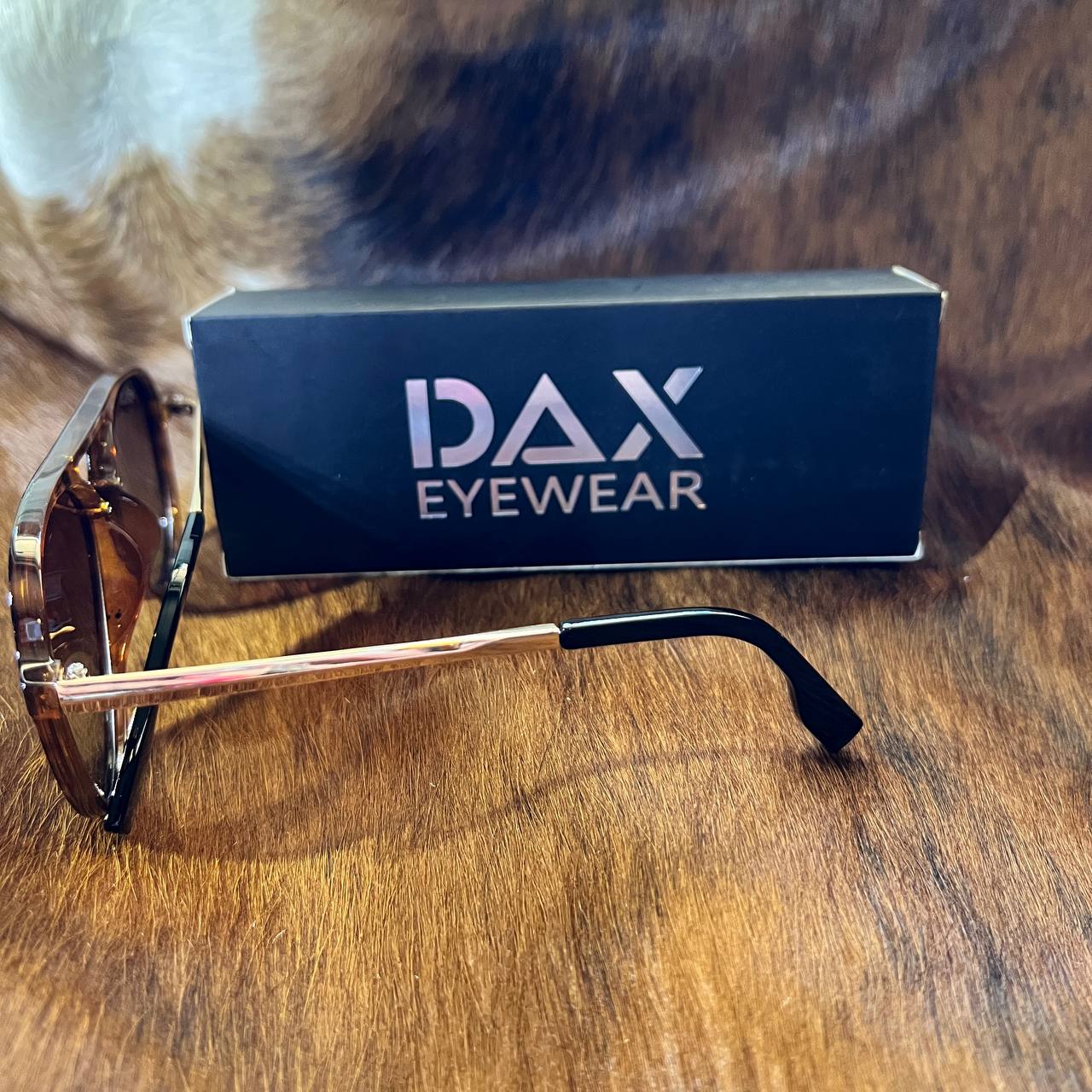 DAX Earhart Cheetah - Sunglasses